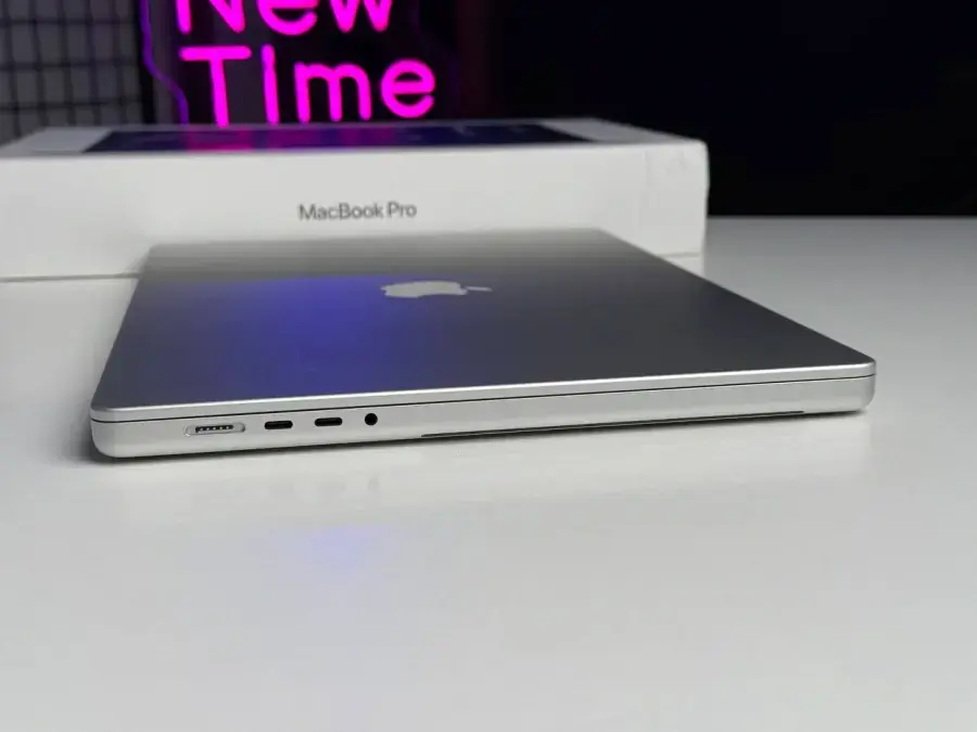 ВЖИВАНИЙ MacBook Pro 16" Silver (MK1E3) 2021 - Стан: гарний | Акумулятор: 95% | Комплектація: повний | Гарантія: 1 міс.