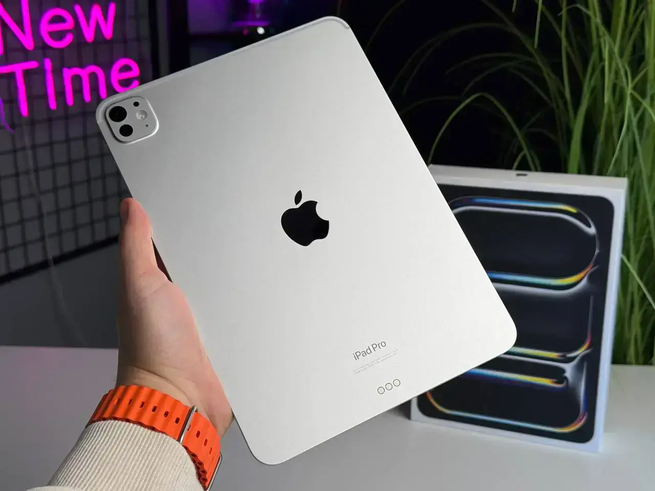 ВІТРИННИЙ Планшет Apple iPad Pro 11" M4 2024 Wi-Fi 1TB with Standard glass - Silver (MVVF3) - Стан: ідеальний | Акумулятор: 100% | Комплектація: повний | Гарантія: 1 міс.