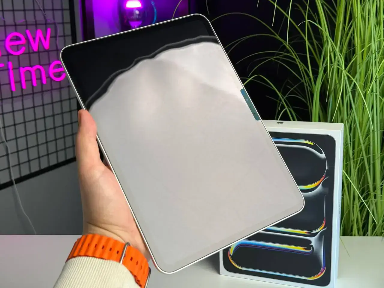 ВІТРИННИЙ Планшет Apple iPad Pro 11" M4 2024 Wi-Fi 1TB with Standard glass - Silver (MVVF3) - Стан: ідеальний | Акумулятор: 100% | Комплектація: повний | Гарантія: 1 міс.