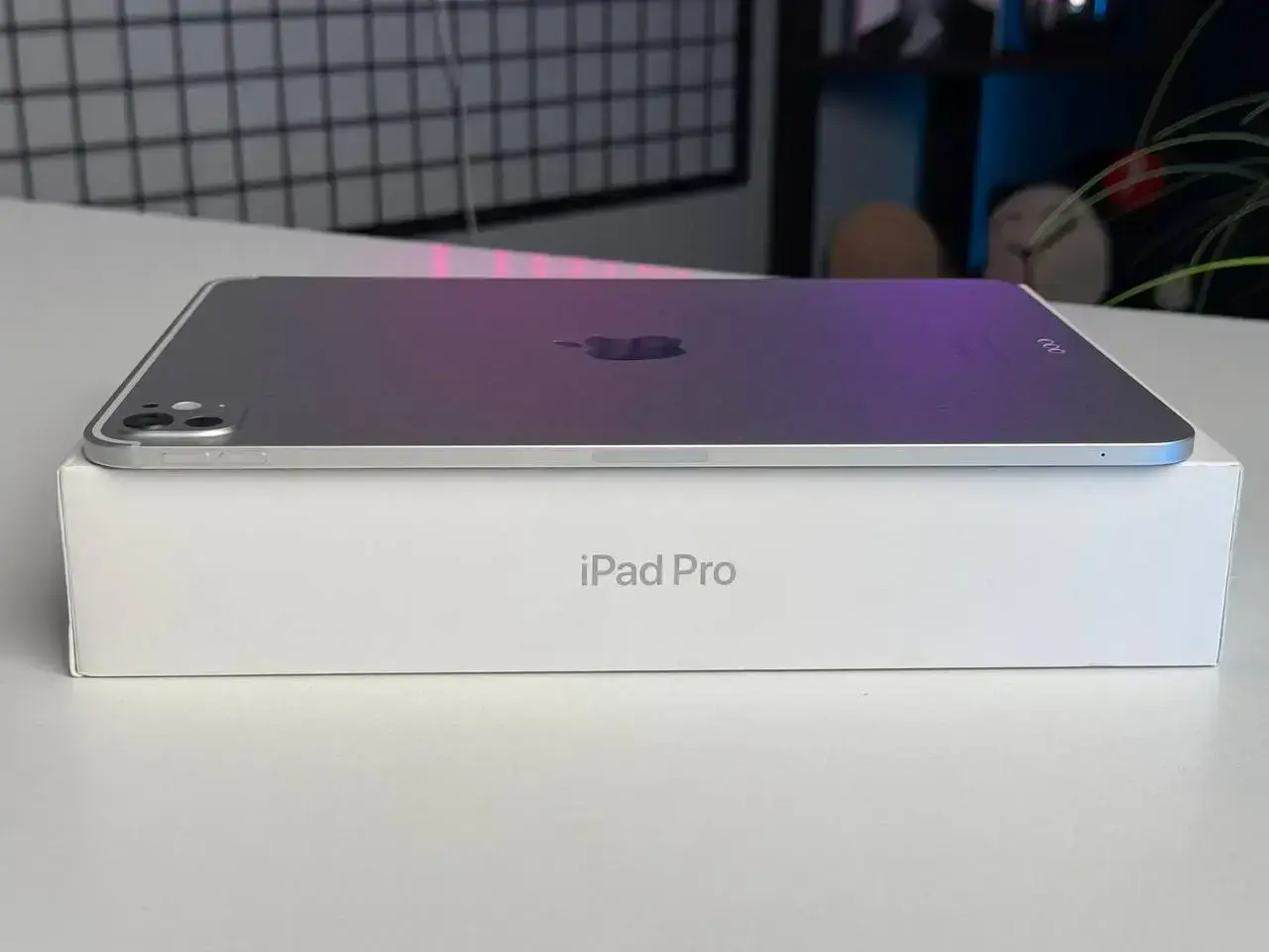 ВІТРИННИЙ Планшет Apple iPad Pro 11" M4 2024 Wi-Fi 1TB with Standard glass - Silver (MVVF3) - Стан: ідеальний | Акумулятор: 100% | Комплектація: повний | Гарантія: 1 міс.