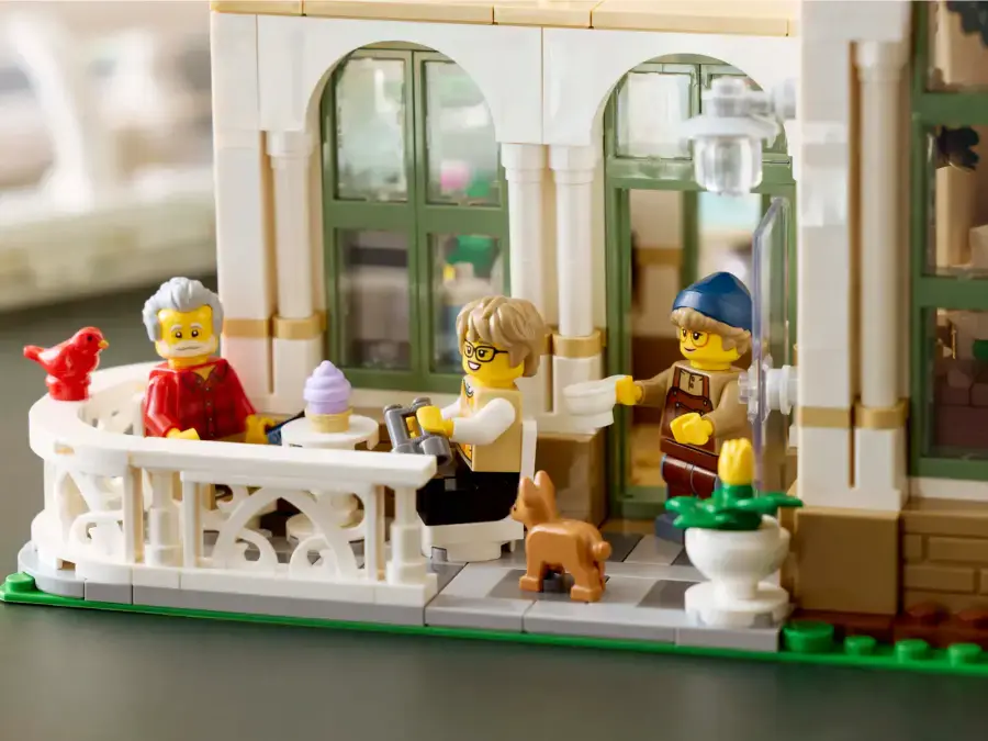 Блоковий конструктор LEGO Ideas Ботанічний сад (21353)