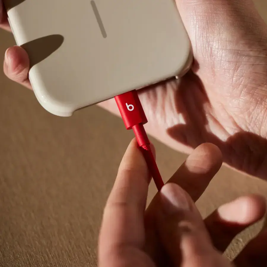 Кабель Beats USB‑C to USB‑C Woven Cable – Rapid Red (MDGF4)