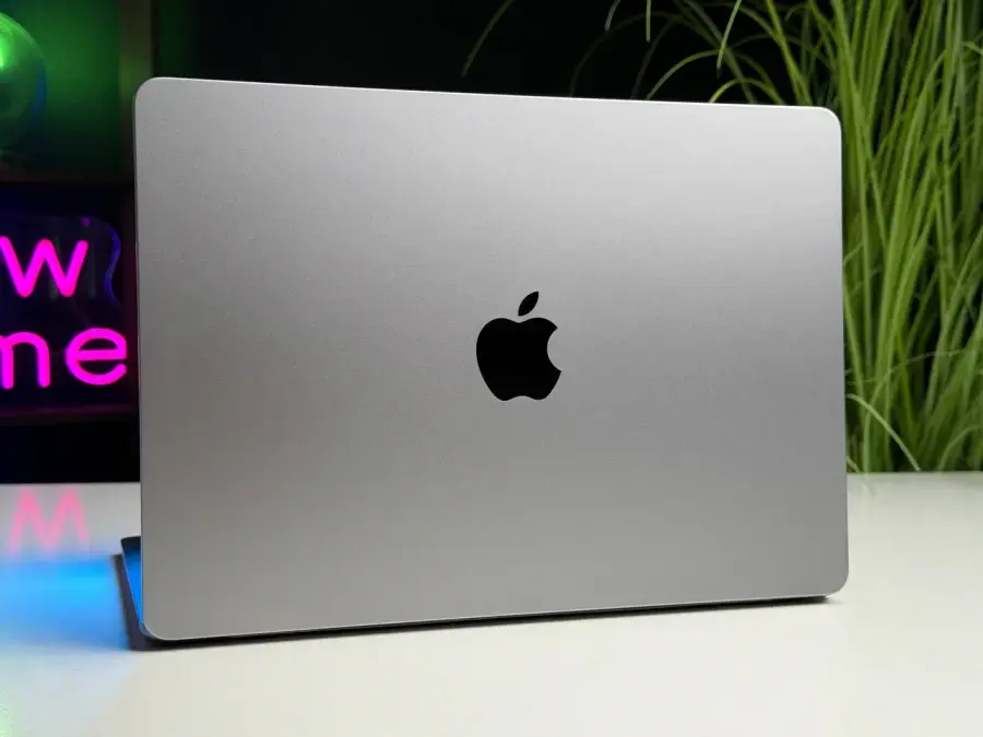 Б/У MacBook Air 13.6" Space Gray 2022 (MLXW3) - Состояние: хороший | Аккумулятор: 100% | Комплектация: полное, без коробки | Гарантия: 3 мес.