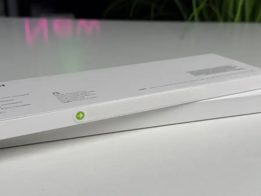 УЦІНКА Apple Watch Series 10 GPS 42mm Rose Gold Aluminum Case with Light Blush Sport Band - M/L (MWWJ3) - Стан: нові, пошкоджено транспортувальний конверт | Акумулятор: 100% | Комплектація: повний | Гарантія: 12 міс.