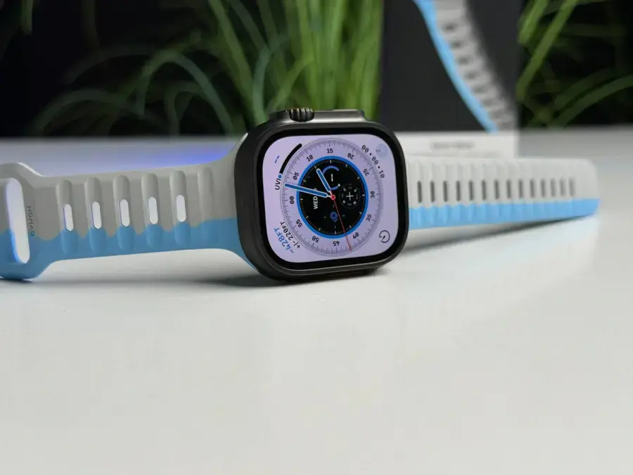 ВИТРИННЫЕ Apple Watch Ultra 2 2024 GPS + Cellular 49mm Black Titanium Case with Sport Band - Lunar Gray/Electric Blue (MX4P3) - Состояние: идеальное | Аккумулятор: 100% | Комплектация: полный | Гарантия: 3 мес.