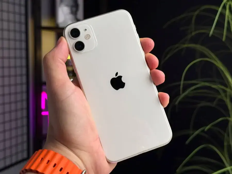 Б/У Apple iPhone 11 128GB White (MWLF2) Full Box - Состояние: хороший | Аккумулятор: 100% | Комплектация: iPhone, кабель | Гарантія: 1 мес.