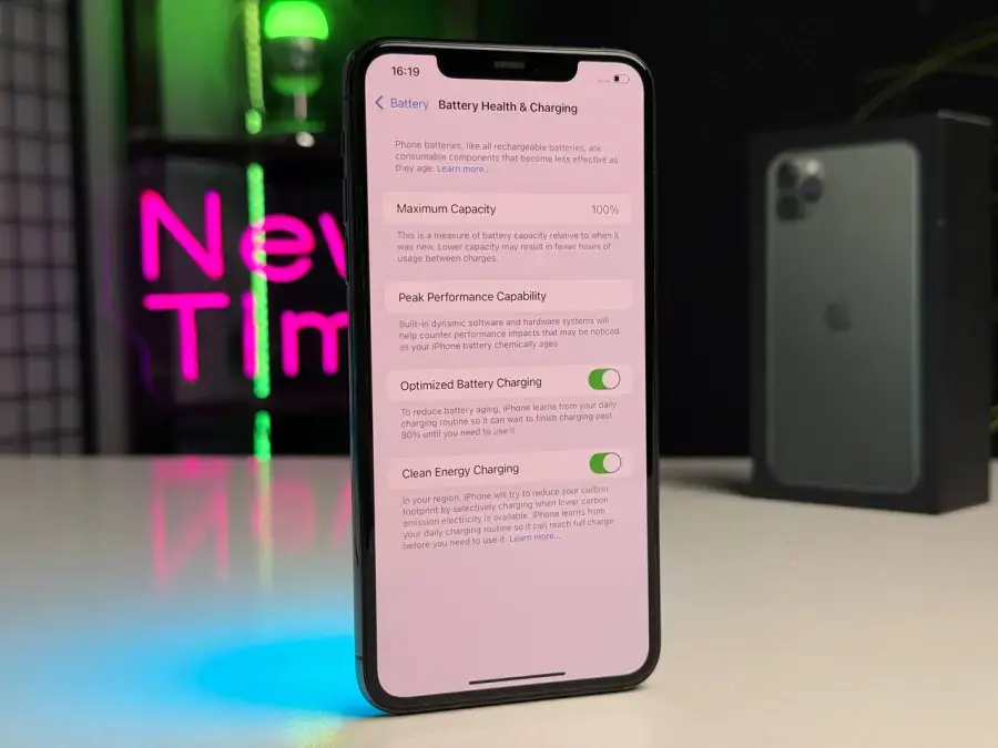 Б/У Apple iPhone 11 Pro Max 256GB Midnight Green (MWH72) - Состояние: хороший | Аккумулятор: 100% | Комплектация: полный | Гарантія: 1 мес.