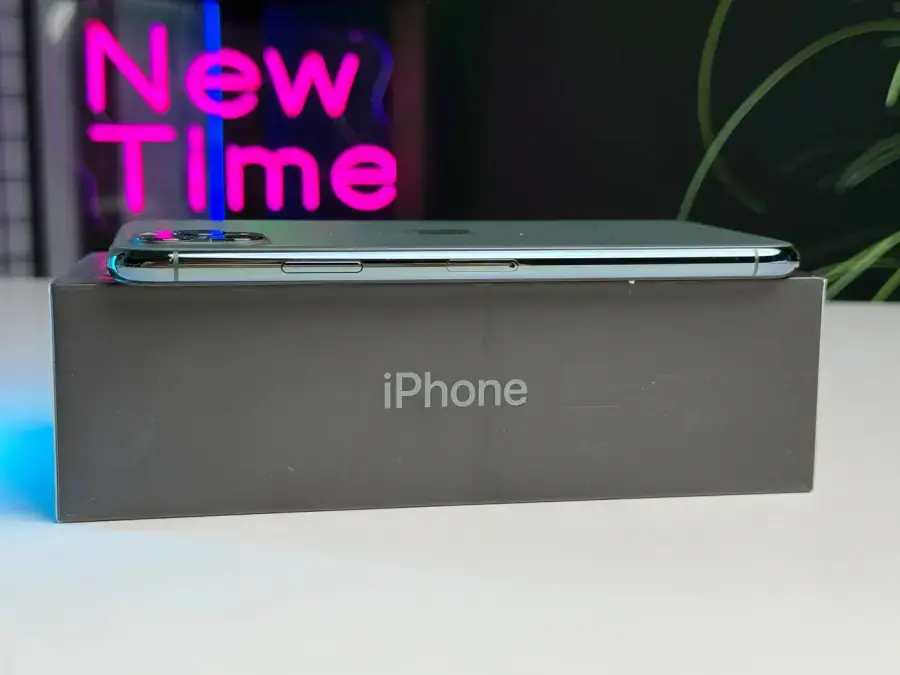 Б/У Apple iPhone 11 Pro Max 256GB Midnight Green (MWH72) - Состояние: хороший | Аккумулятор: 100% | Комплектация: полный | Гарантія: 1 мес.