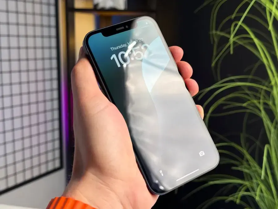 ВЖИВАНИЙ Apple iPhone 12 128GB Black (MGHC3, MGJA3) - Стан: гарний | Акумулятор: 100% | Комплектація: повний | Гарантія: 1 міс.