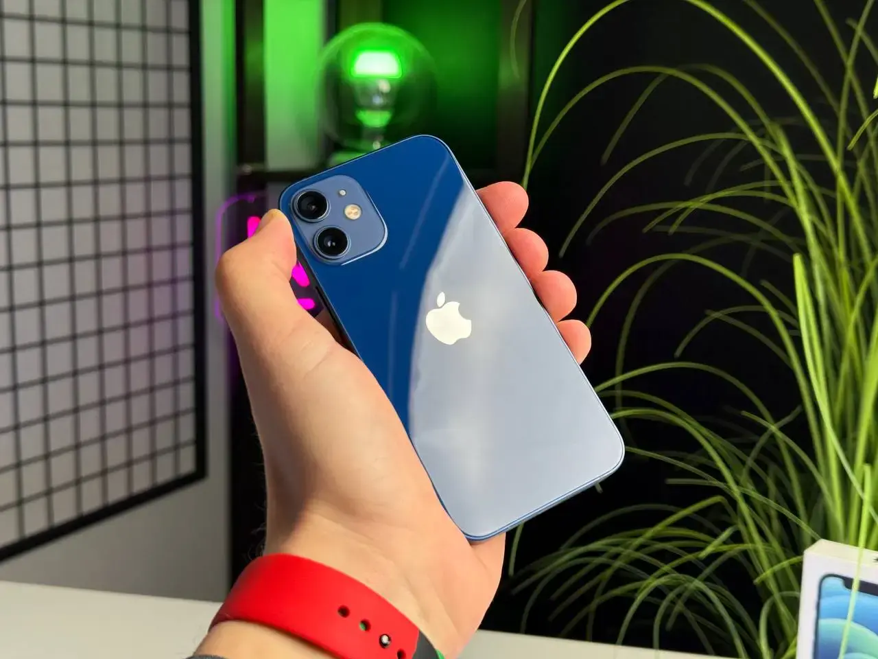 Б/У Apple iPhone 12 Mini 128GB Blue (MG8P3, MGE63) - Состояние: хороший | Аккумулятор: 100% | Комплектация: полный | Гарантія: 1 мес.