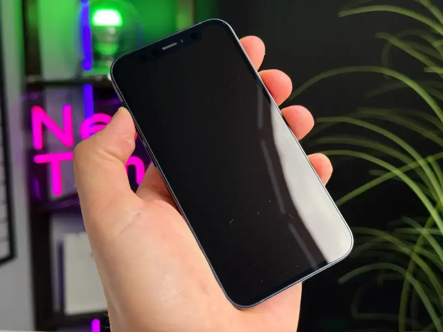 Б/У Apple iPhone 12 Mini 64GB Black (MG8F3, MGDX3) - Состояние: хороший | Аккумулятор: 100% | Комплектация: iPhone, кабель | Гарантія: 1 мес.