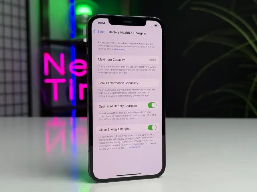 ВЖИВАНИЙ Apple iPhone 12 Pro 256GB Pacific Blue (MGLW3, MGMT3) - Стан: гарний | Акумулятор: 100% | Комплектація: iPhone, кабель | Гарантія: 1 міс.