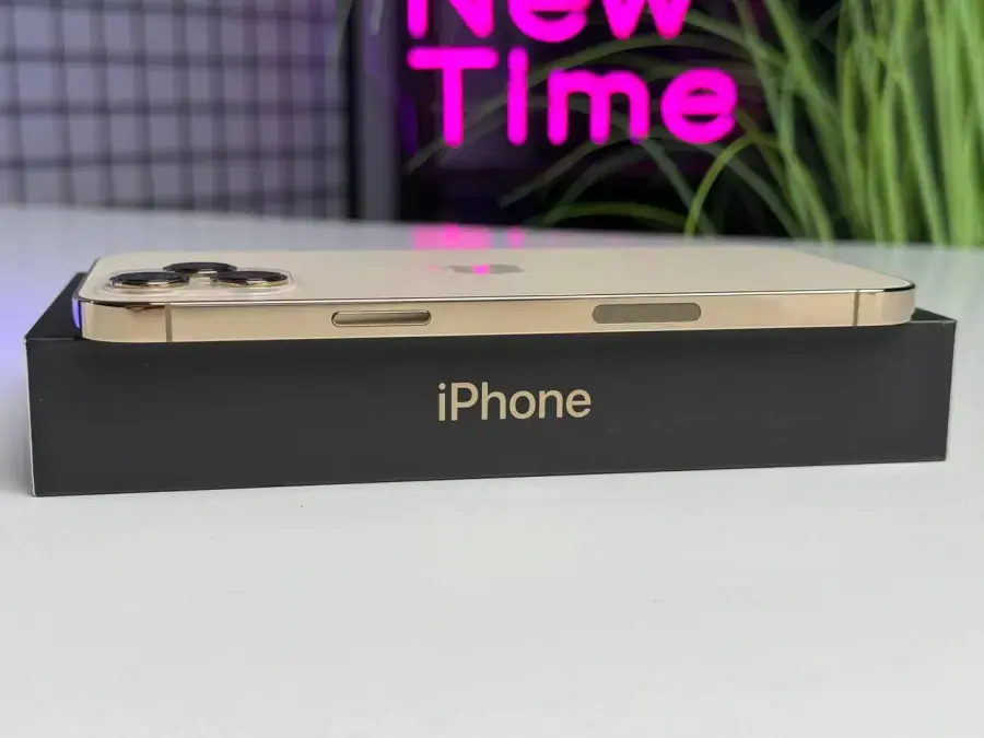 ВЖИВАНИЙ Apple iPhone 12 Pro Max 128GB Gold (MGCH3, MGD93) - Стан: гарний | Акумулятор: 100% | Комплектація: повний | Гарантія: 1 міс.