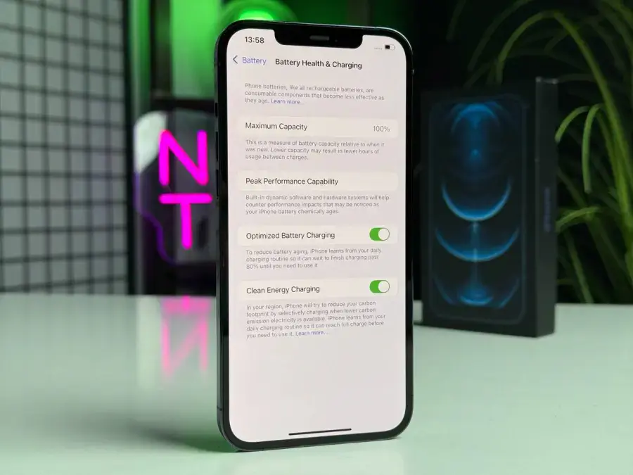 ВЖИВАНИЙ Apple iPhone 12 Pro Max 256GB Pacific Blue (MGCN3, MGDF3) - Стан: гарний | Акумулятор: 100% | Комплектація: повний | Гарантія: 1 міс.