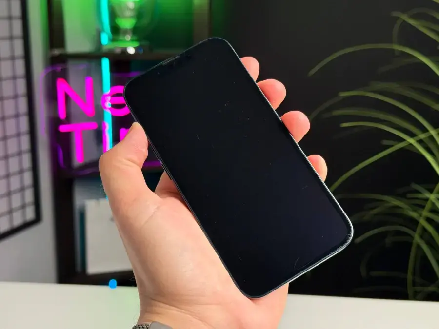 ВЖИВАНИЙ Apple iPhone 13 128GB Midnight (MLML3, MLPF3) - Стан: задовільний | Акумулятор: 100% | Комплектація: iPhone, кабель | Гарантія: 1 міс.