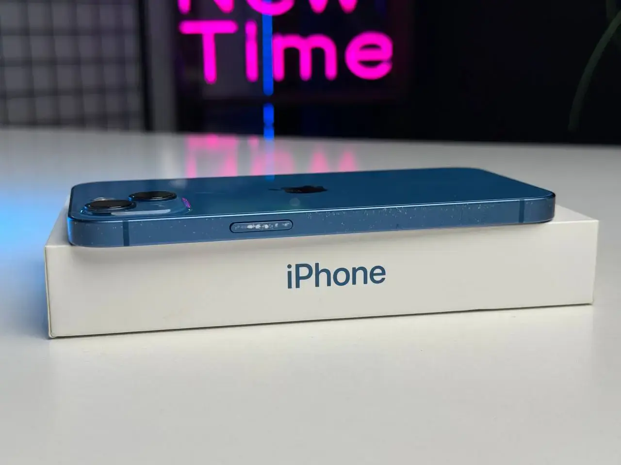 Б/У Apple iPhone 13 256GB Blue (MLN13, MLQA3) - Состояние: удовлетворительный | Аккумулятор: 100% | Комплектация: полный | Гарантія: 1 мес.