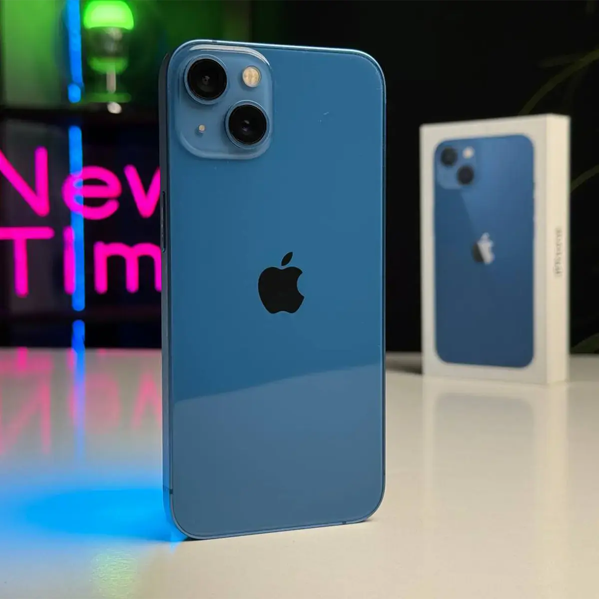 Б/У Apple iPhone 13 256GB Blue (MLN13, MLQA3) - Состояние: удовлетворительный | Аккумулятор: 100% | Комплектация: полный | Гарантія: 1 мес.