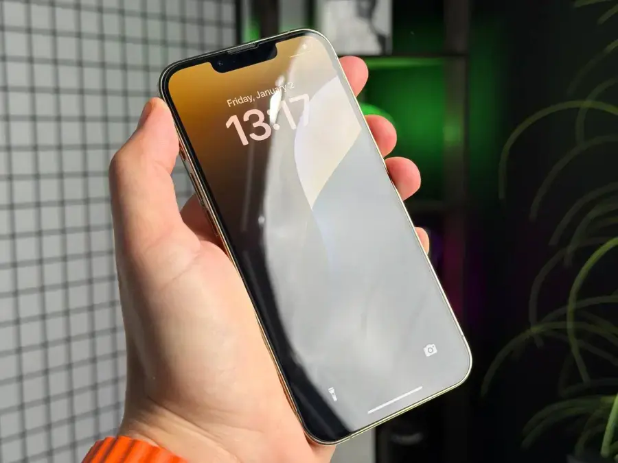 ВЖИВАНИЙ Apple iPhone 13 Pro 128GB Gold (MLTR3, MLVC3) - Стан: гарний | Акумулятор: 100% | Комплектація: повний | Гарантія: 1 міс.