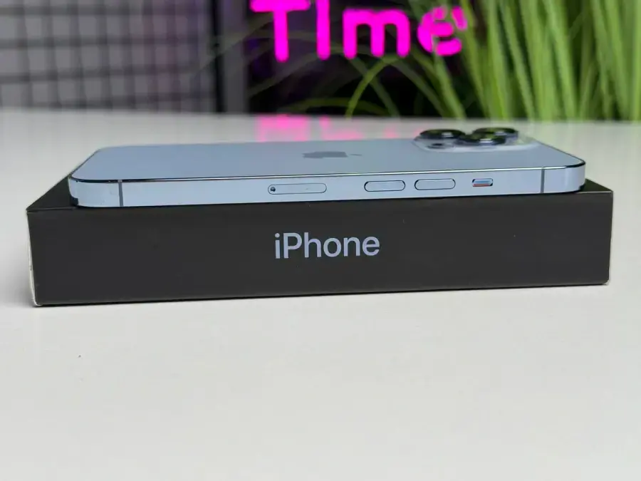 ВЖИВАНИЙ Apple iPhone 13 Pro 128GB Sierra Blue (MLTT3, MLVD3) - Стан: гарний | Акумулятор: 100% | Комплектація: повний | Гарантія: 1 міс.