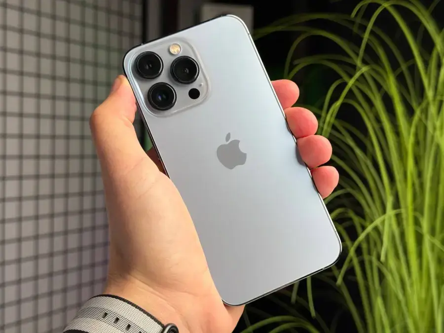 ВЖИВАНИЙ Apple iPhone 13 Pro 512GB Sierra Blue (MLU73, MLVU3) - Стан: гарний | Акумулятор: 100% | Комплектація: повний | Гарантія: 1 міс.