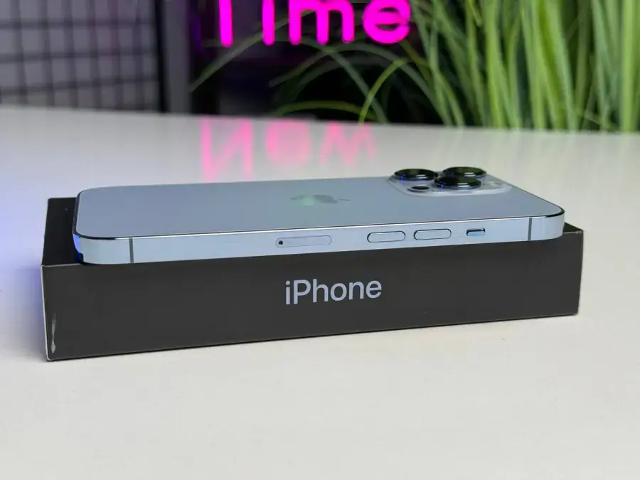 ВЖИВАНИЙ Apple iPhone 13 Pro 512GB Sierra Blue (MLU73, MLVU3) - Стан: гарний | Акумулятор: 100% | Комплектація: повний | Гарантія: 1 міс.