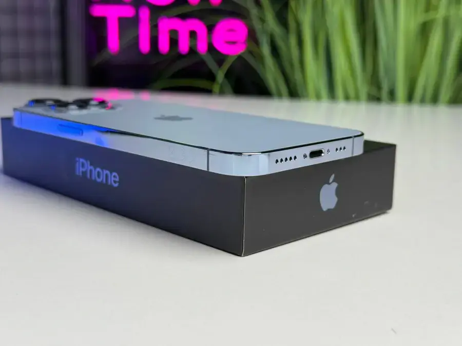 ВЖИВАНИЙ Apple iPhone 13 Pro 512GB Sierra Blue (MLU73, MLVU3) - Стан: гарний | Акумулятор: 100% | Комплектація: повний | Гарантія: 1 міс.