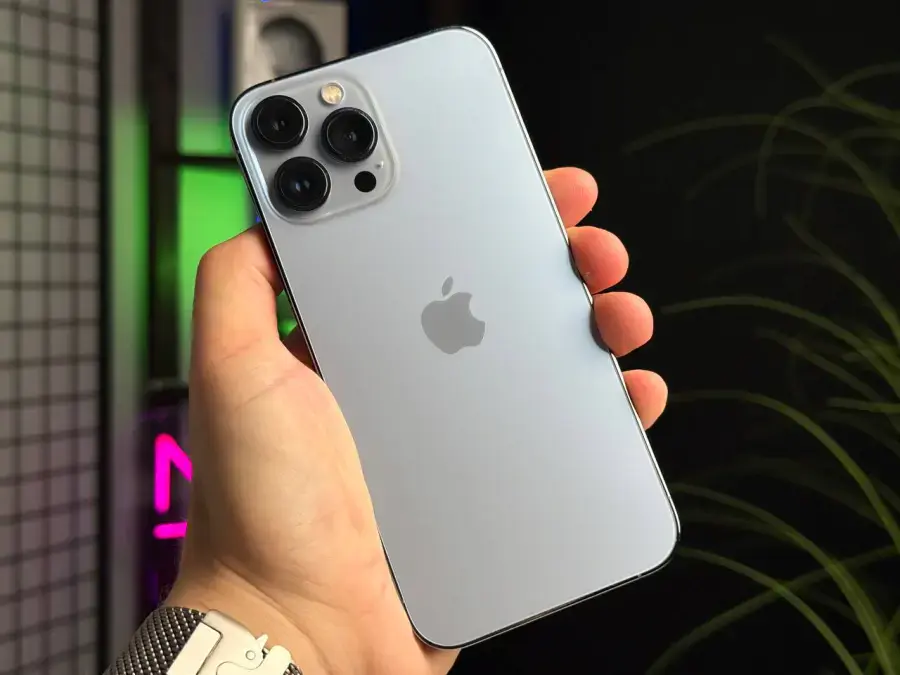 ВЖИВАНИЙ Apple iPhone 13 Pro Max 128GB Sierra Blue (MLKP3, MLL93) - Стан: гарний | Акумулятор: 100% | Комплектація: iPhone, кабель | Гарантія: 1 міс.