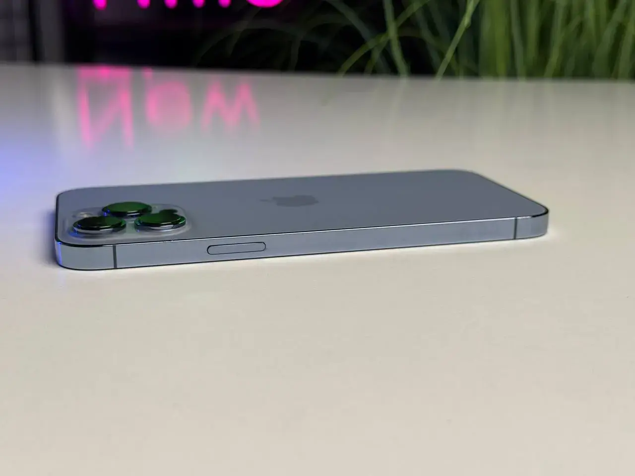 Б/У Apple iPhone 13 Pro Max 1TB Sierra Blue (MLL53, MLLN3) - Состояние: хороший | Аккумулятор: 100% | Комплектация: полный | Гарантія: 1 мес.