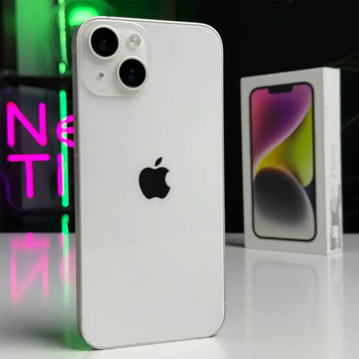 Б/У Apple iPhone 14 256GB Starlight (MPW43) - Состояние: хороший | Аккумулятор: 100% | Комплектация: полный | Гарантія: 1 мес.