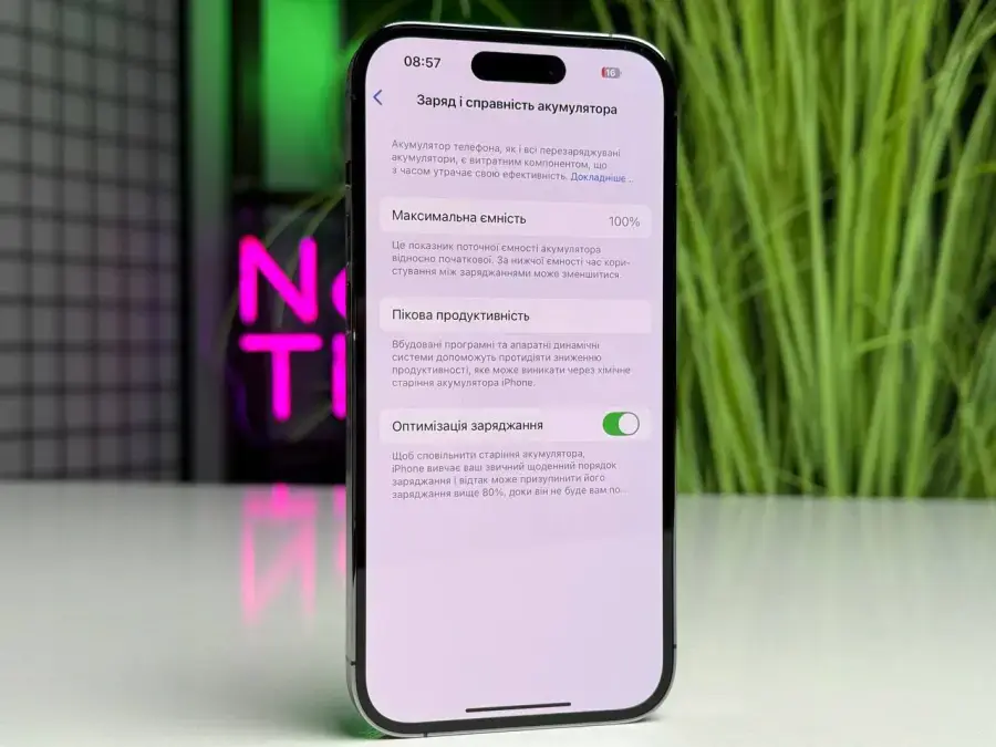 ВЖИВАНИЙ Apple iPhone 14 Pro 256GB Deep Purple (MQ1F3) - Стан: гарний | Акумулятор: 100% | Комплектація: iPhone, кабель | Гарантія: 1 міс.