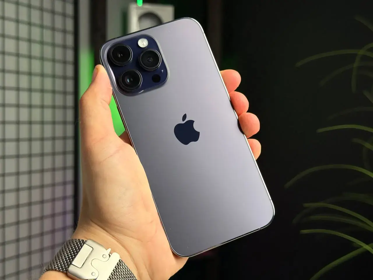 Б/У Apple iPhone 14 Pro Max 128GB Deep Purple (MQ9T3) - Состояние: хороший | Аккумулятор: 87% | Комплектация: полный | Гарантія: 1 мес.