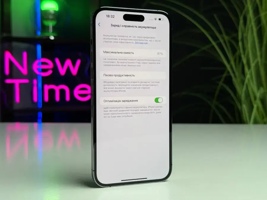 ВЖИВАНИЙ Apple iPhone 14 Pro Max 128GB Deep Purple (MQ9T3) - Стан: гарний | Акумулятор: 87% | Комплектація: повний | Гарантія: 1 міс.