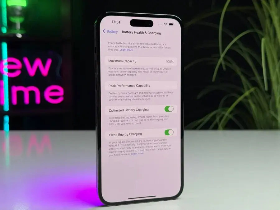 Б/У Apple iPhone 14 Pro Max 256GB Space Black (MQ9U3) - Состояние: хороший | Аккумулятор: 100% | Комплектация: iPhone, кабель | Гарантія: 1 мес.