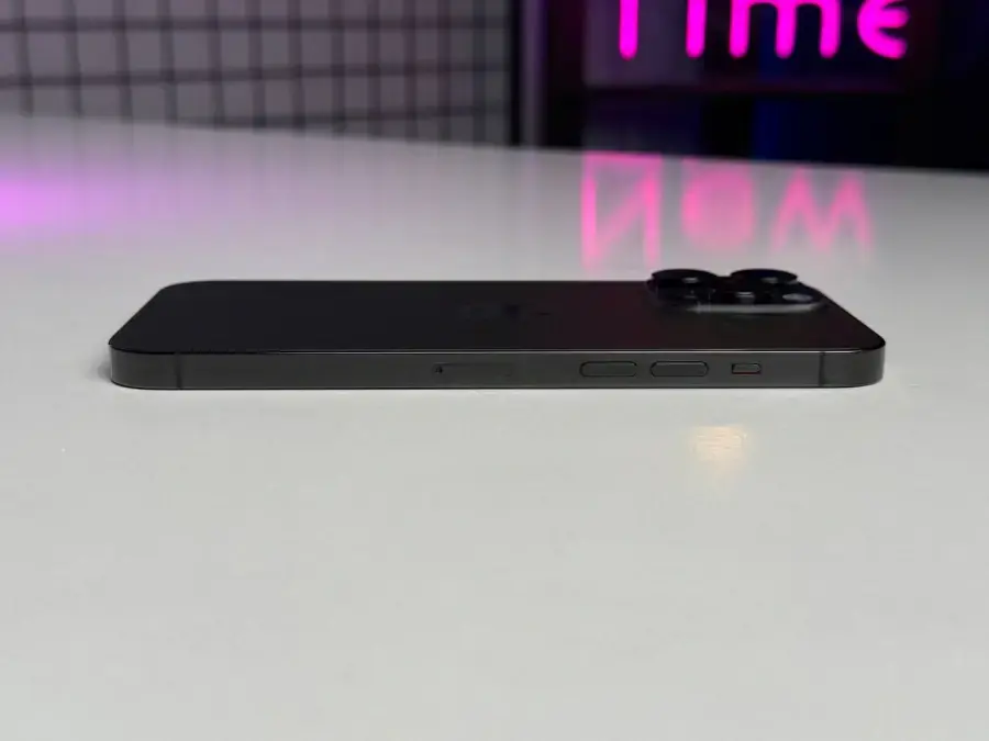 Б/У Apple iPhone 14 Pro Max 256GB Space Black (MQ9U3) - Состояние: хороший | Аккумулятор: 100% | Комплектация: iPhone, кабель | Гарантія: 1 мес.