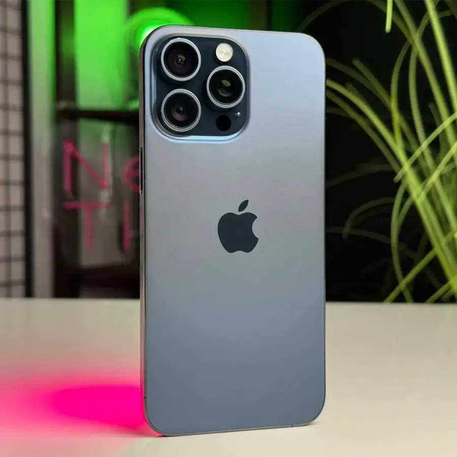 ВЖИВАНИЙ Apple iPhone 15 Pro Max 512GB Blue Titanium (MU7F3) - Стан: гарний | Акумулятор: 86% | Комплектація: iPhone, кабель | Гарантія: 1 міс.