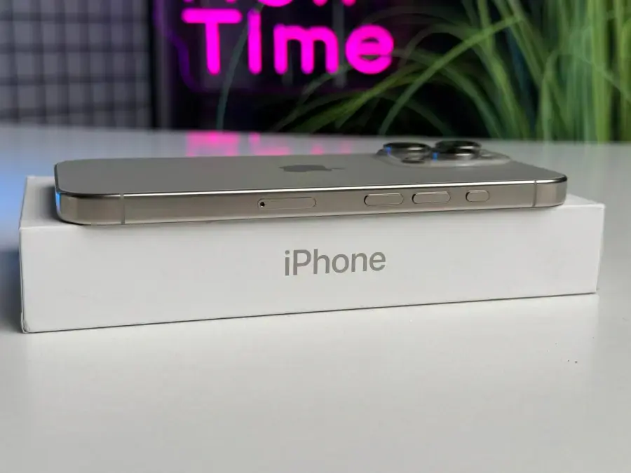 Б/У Apple iPhone 16 Pro 128GB Natural Titanium (MYNG3) - Состояние: идеальный | Аккумулятор: 100% | Комплектация: полный | Гарантія: 6 мес.