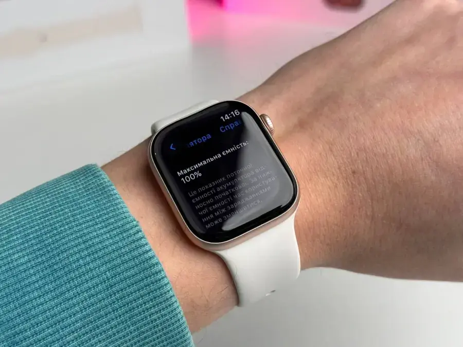 ВИТРИННЫЕ Apple Watch Series 10 GPS 42mm Rose Gold Aluminum Case with Light Blush Sport Band - S/M (MWWH3) - Состояние: идеальный | Аккумулятор: 100% | Комплектация: полный | Гарантія: 6 мес.