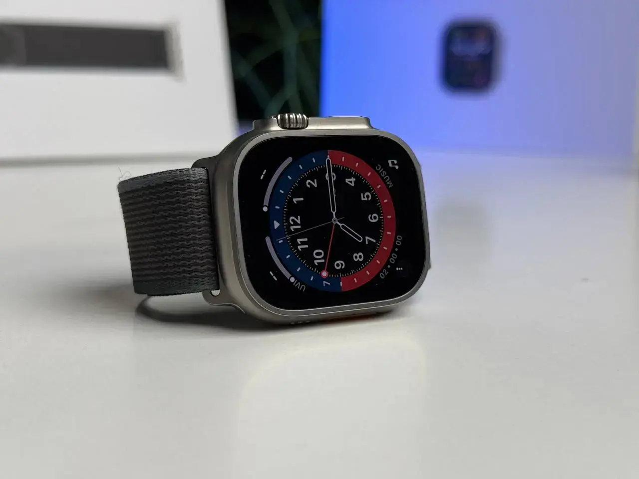 ВЖИВАНИЙ Apple Watch Ultra 2 GPS + Cellular 49mm Titanium Case with Blue/Black Trail Loop - S/M (MRF53) - Стан: гарний | Акумулятор: 100% | Комплектація: повний | Гарантія: 1 міс.