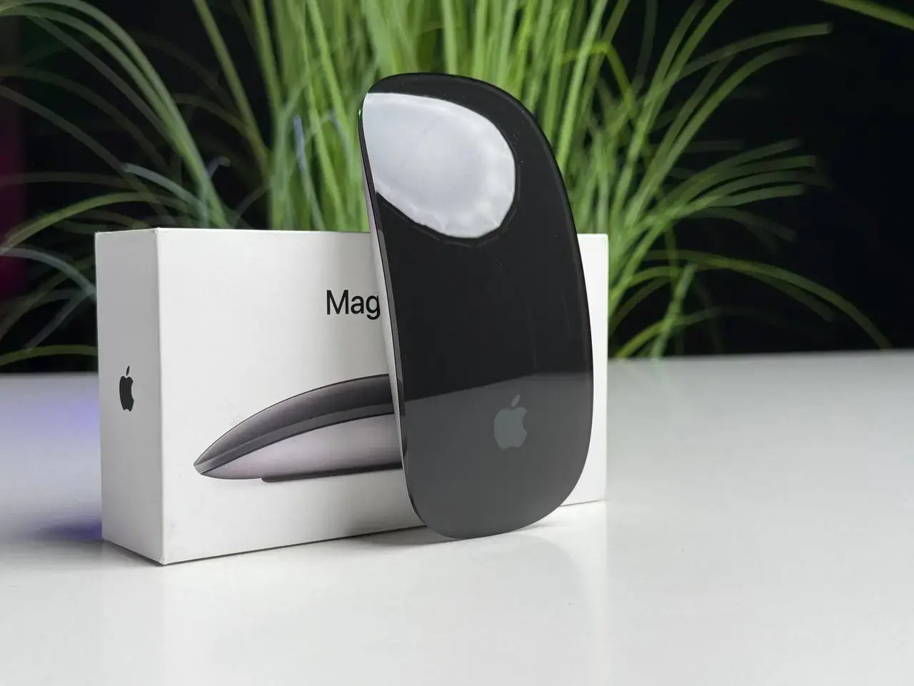 ВЖИВАНИЙ Миша Apple Magic Mouse [USB‑C] - Black Multi-Touch Surface (MXK63) - Стан: гарний | Акумулятор: 100% | Комплектація: коробка, мишка | Гарантія: 1 міс.
