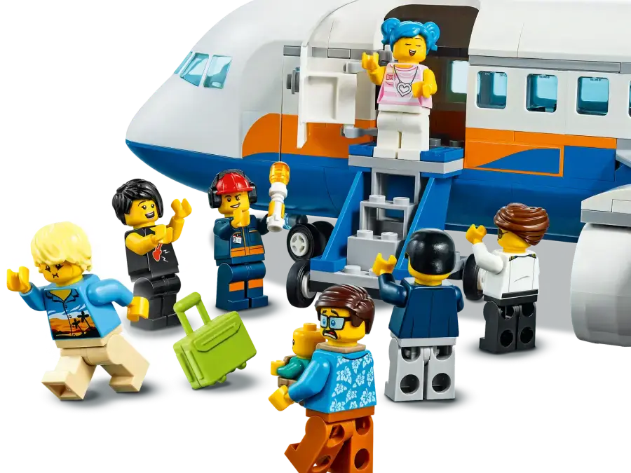 Блоковий конструктор LEGO City Пасажирський літак (60262)