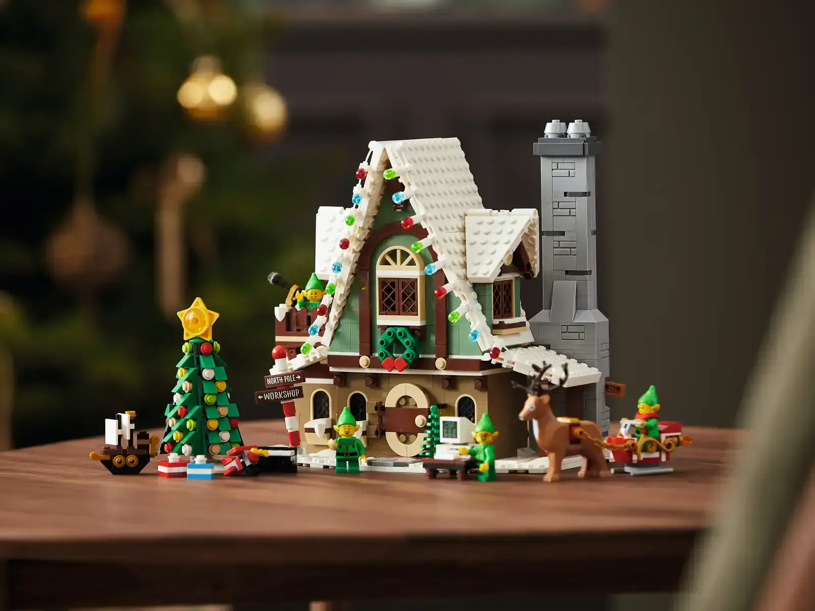 Блоковый конструктор LEGO Creator Expert Дом эльфов (10275)