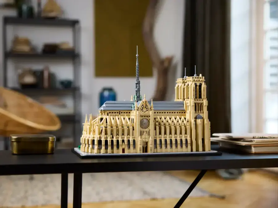 Конструктор LEGO Architecture Нотр-Дам-де-Парі (21061)