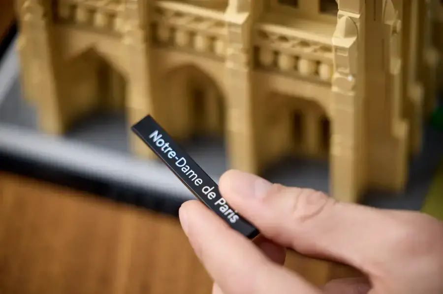 Конструктор LEGO Architecture Нотр-Дам-де-Парі (21061)