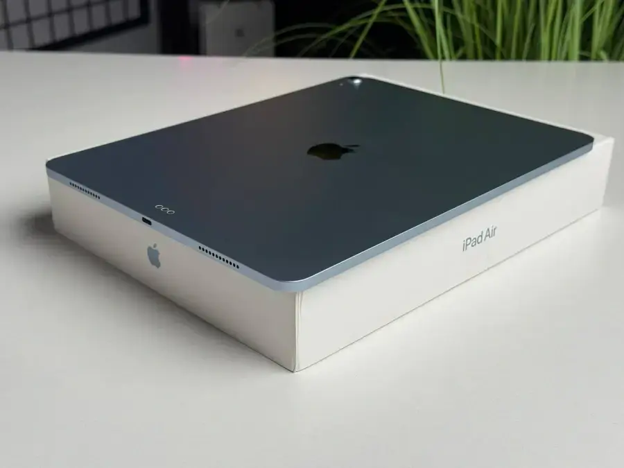 OPEN BOX Планшет Apple iPad Air 13'' M2 2024 Wi-Fi 256GB Blue (MV2F3) - Стан: ідеальний | Акумулятор: 100% | Комплект: повний | Гарантія: 6 міс.
