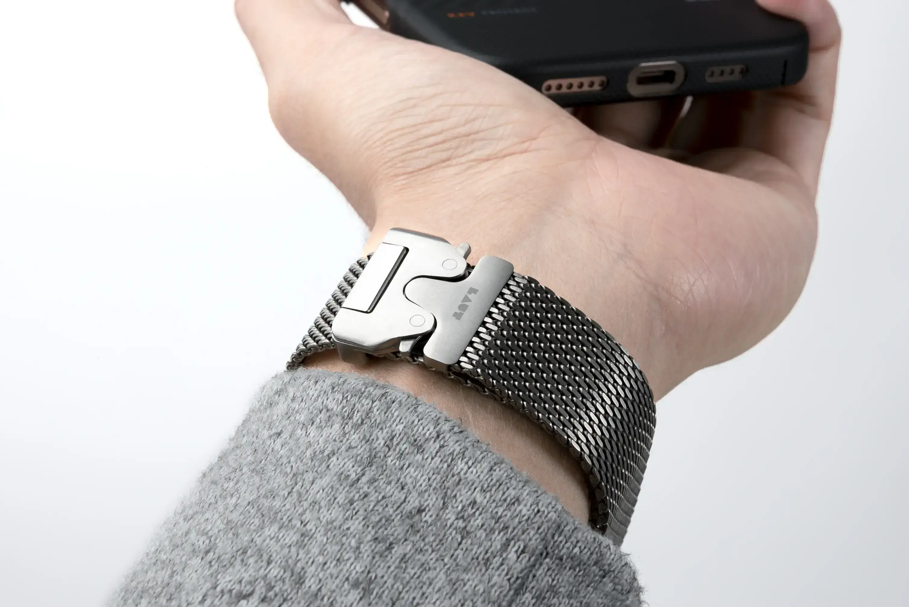 Ремінець LAUT SATURN LOOP для Apple Watch 44/45/46/49mm - Rock Black (L_AWL_SAT_BK)