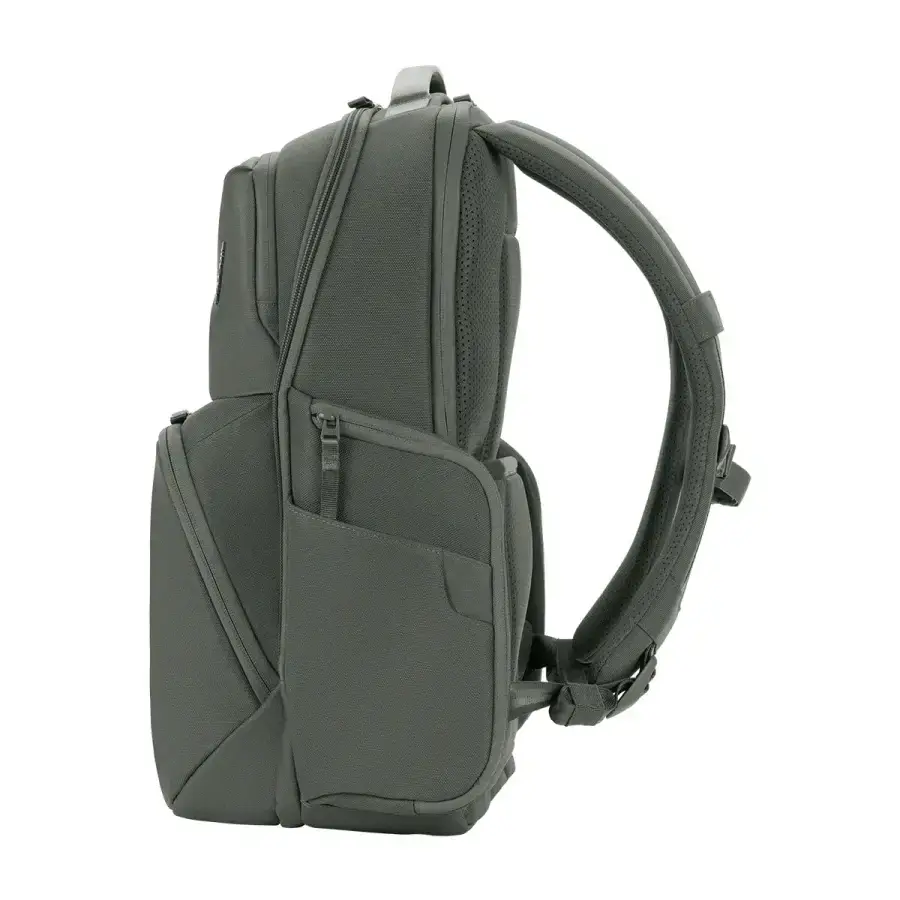 Рюкзак Incase A.R.C. Commuter Pack with ReSpun 100% Recycled Polyester 26L - Smoked Ivy (INCO100683-SIV)