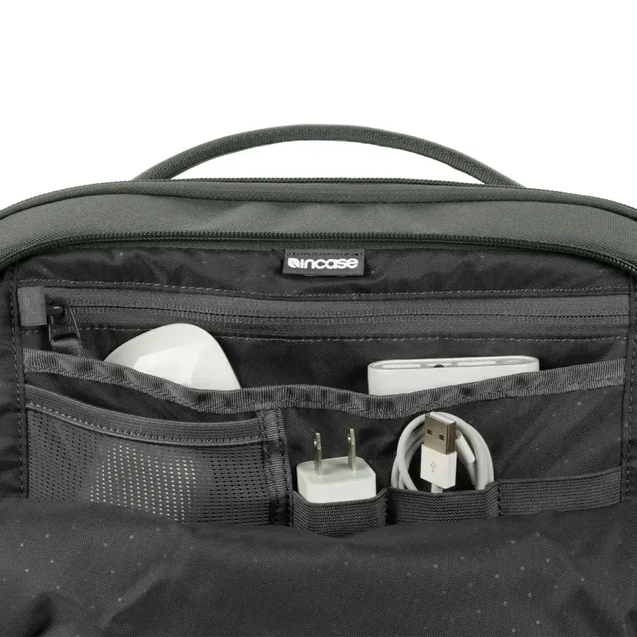 Рюкзак Incase A.R.C. Daypack with ReSpun 100% Recycled Polyester 24L - Smoked Ivy (INCO100684-SIV)