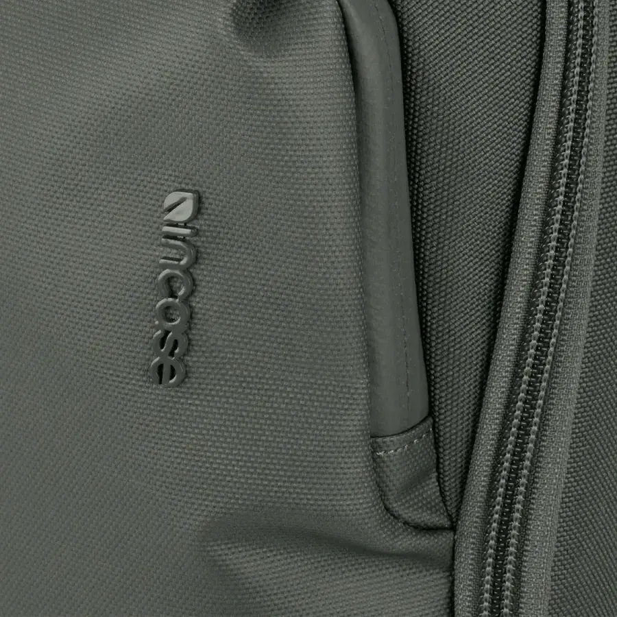 Рюкзак Incase A.R.C. Daypack with ReSpun 100% Recycled Polyester 24L - Smoked Ivy (INCO100684-SIV)