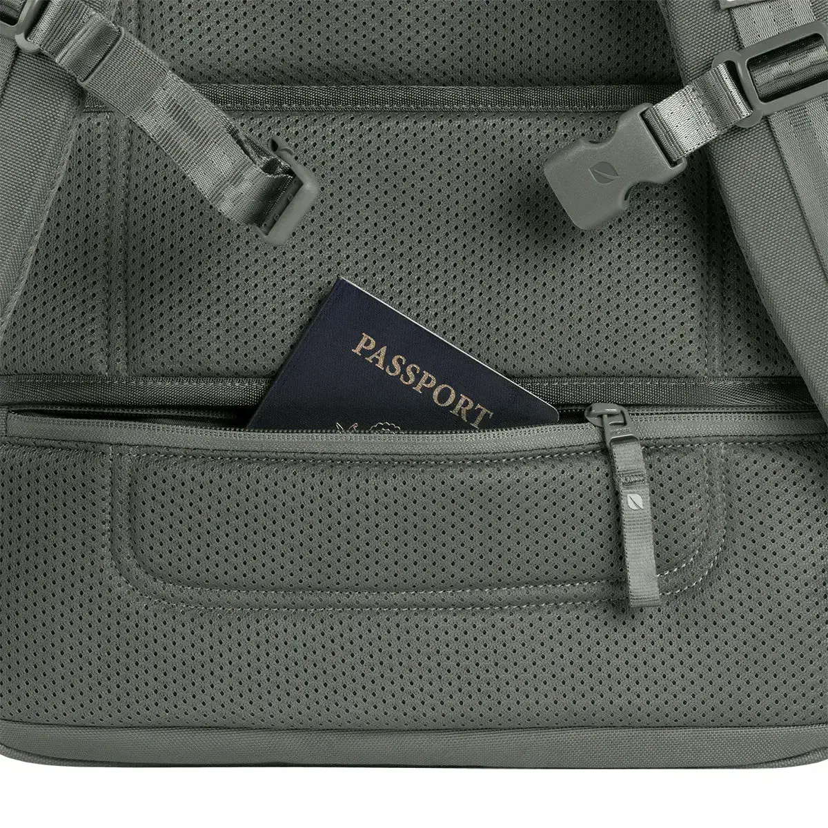 Рюкзак Incase A.R.C. Travel Pack with ReSpun 100% Recycled Polyester 38L - Smoked Ivy (INCO100682-SIV)