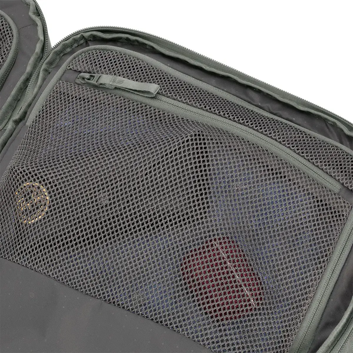 Рюкзак Incase A.R.C. Travel Pack with ReSpun 100% Recycled Polyester 38L - Smoked Ivy (INCO100682-SIV)